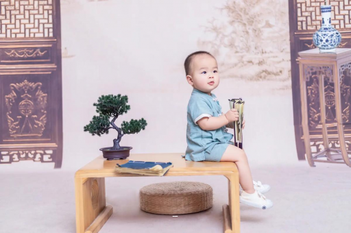 东阳蜡笔小新美伢怀孕